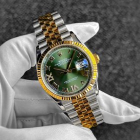 ロレックス デイトジャスト36 126233 オリーブグリーン VI&IX ダイヤインデックス 入荷！