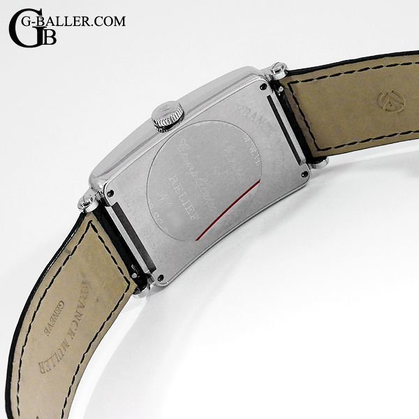 レザーベルトも綺麗な状態です。