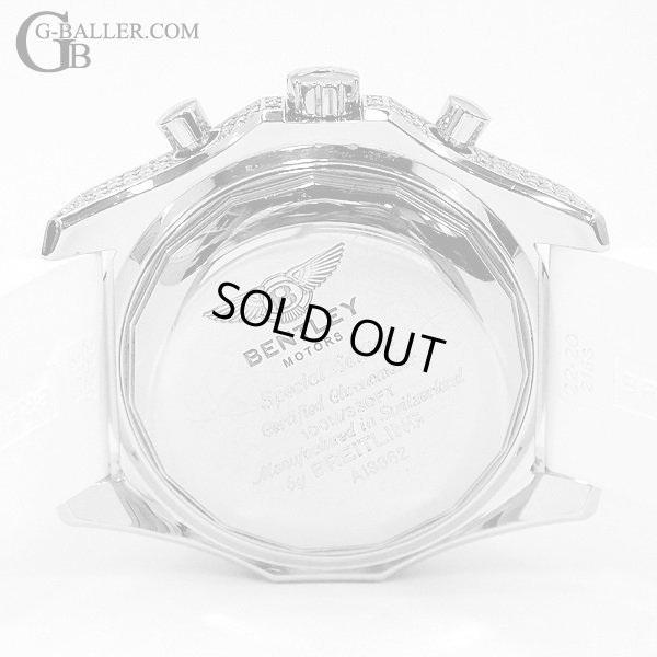 パートナーシップを結んでいるBENTLEYとのコラボモデルです。