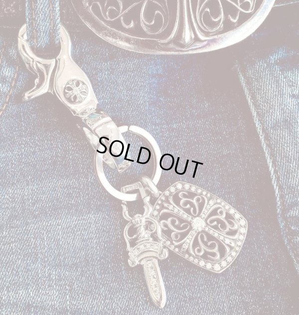 キーリングやキーチェーンとしてもご使用頂けます。