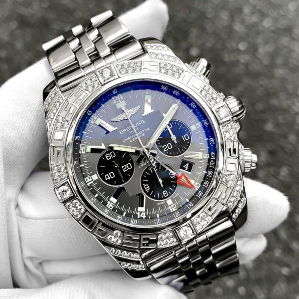 ブライトリングのアフターダイヤ加工はお任せ下さい。