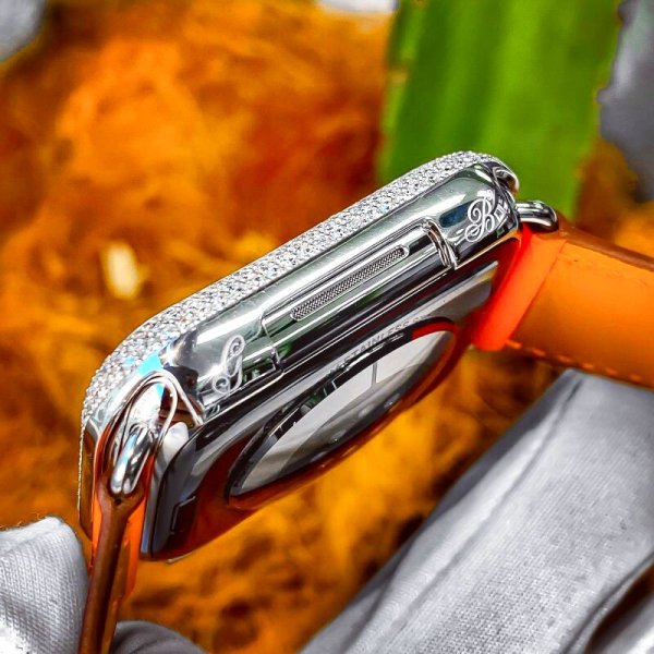 エルメスエディションでもカスタム可能です。