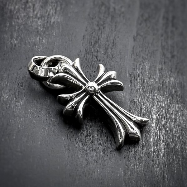 画像2: 【純正BOX / レザーポーチ】CHROME HEARTS クロムハーツ CHクロス スモール with ベイル ペンダント | 251110