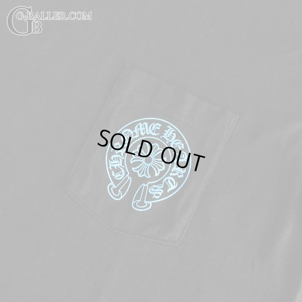 胸ポケットにはホースシューのロゴプリント