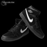 NIKE AIR JORDAN MID スワロフスキー カスタムスニーカー