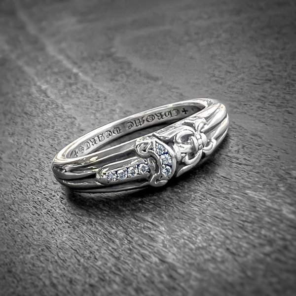 画像1: 【純正ダイヤ / 17号 / 美品】CHROME HEARTS クロムハーツ ベイビークラシック ダガー リング パヴェダイヤモンド | 240923