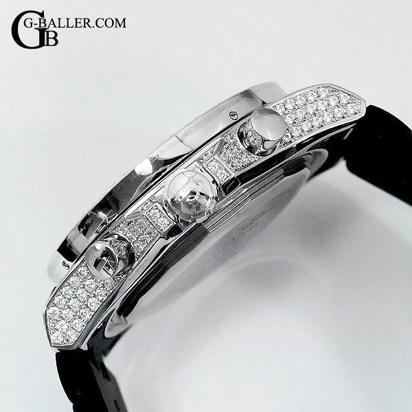 ケース横も全面ダイヤに加工致します。