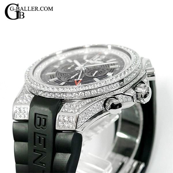 正面と側面の全てにダイヤカスタムを致します。