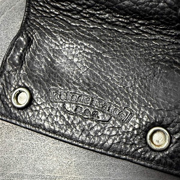 画像5: CHROME HEARTS クロムハーツ レザーキーケース ブラック ヘビーレザー クロスボタン | W2-250819