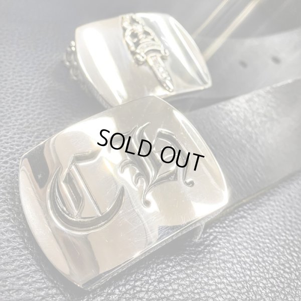 他、珍しいミリタリーバックルも販売してます。