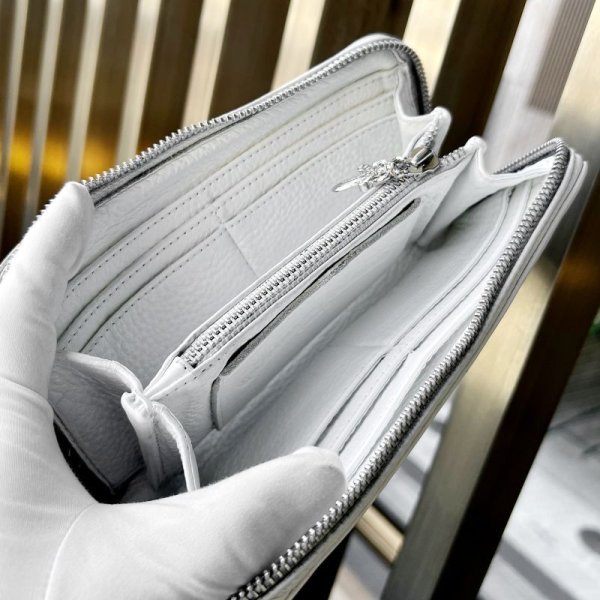 クロムハーツレザー財布修理 ホワイト 染め直し