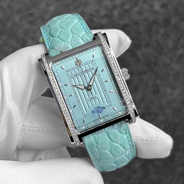 画像1: Cuervo y Sobrinos Prominente Date Ice Blue Dial & Leather Strap Diamond A1015