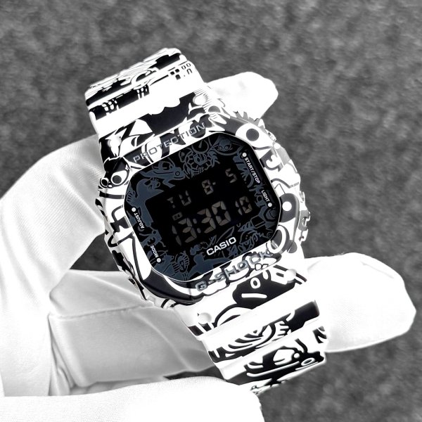 画像1: 【未使用 / 生産終了限定モデル / 国内正規 / 箱 / 保】CASIO G-SHOCK DW-5600GU-7JR G-UNIVERSE | 250801