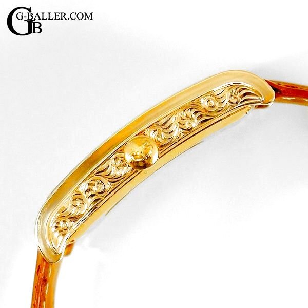 ケース横も全て手彫りで仕上てます。