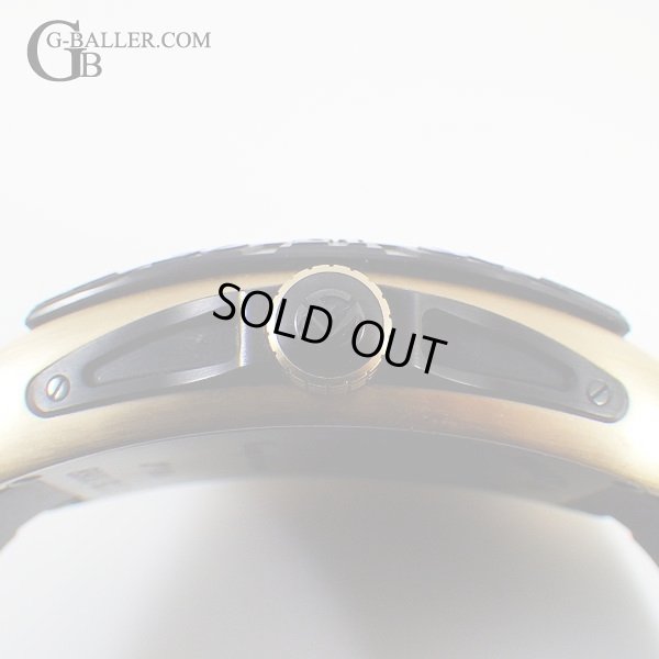 フランク・ミュラー時計の中でも特に人気の高いモデル。