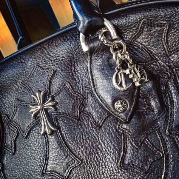 CHクロスペンダントをカスタム致します。