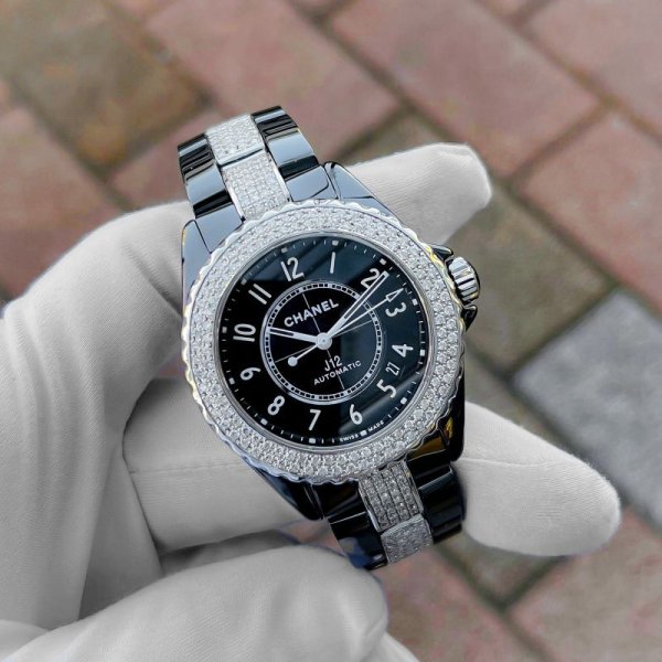 現行モデルのJ12 キャリバー12.1もアフターダイヤ可能です