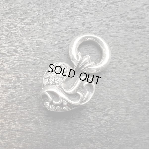 画像1: 【極美品 / レザーポーチ付】CHROME HEARTS クロムハーツ ハートチャーム パヴェダイヤモンド | 241021