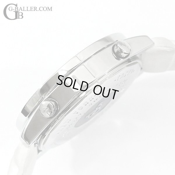 参考定価6,048,000円のラグジュアリーモデル