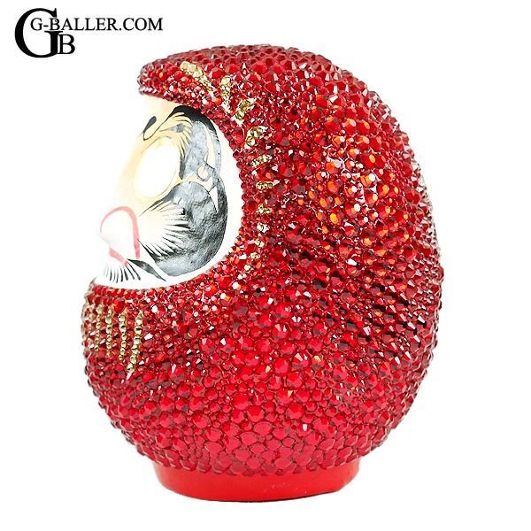 他、クリアやゴールドのスワロを使用して製作致しました。