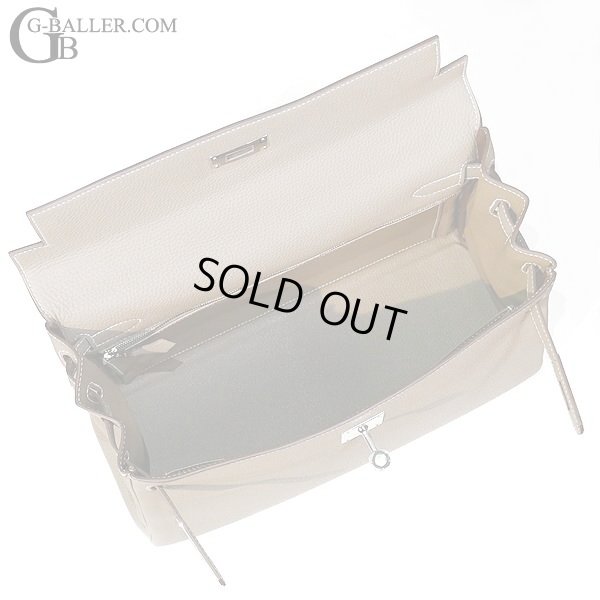 容量も十分なケリー32の新品未使用です。