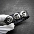 画像1: 【激レア / 極美品】CHROME HEARTS クロムハーツ ローリングストーンズ リップ＆タン 3ボタン 2スナップ 黒 レザーブレスレット | 250804 (1)