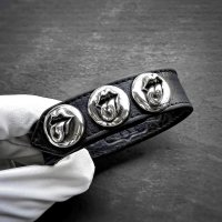 【激レア / 極美品】CHROME HEARTS クロムハーツ ローリングストーンズ リップ＆タン 3ボタン 2スナップ 黒 レザーブレスレット | 250804