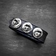 画像2: 【激レア / 極美品】CHROME HEARTS クロムハーツ ローリングストーンズ リップ＆タン 3ボタン 2スナップ 黒 レザーブレスレット | 250804 (2)