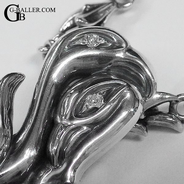 2鳥の目にダイヤをカスタム致します。