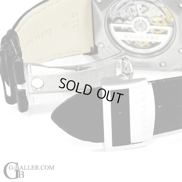 レザーベルトの使用感も殆んどありません。