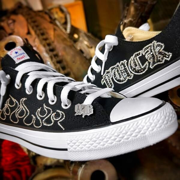 画像7: イニシャル ピンバッジ オーダー シルバー K18ゴールド プラチナ オーダーメイド製作（銀製/いぶし加工）