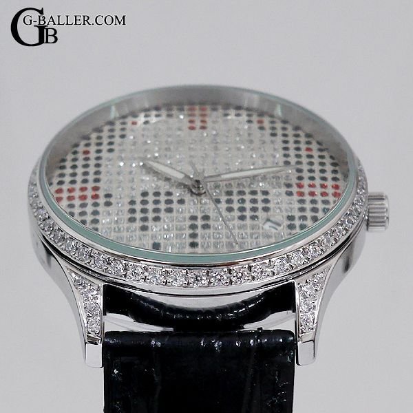 ダイヤモンドベゼルカスタム致します。