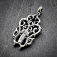 画像1: 【極美品 / 希少モデル】CHROME HEARTS クロムハーツ ヴァインダガー ペンダント | 250728 (1)