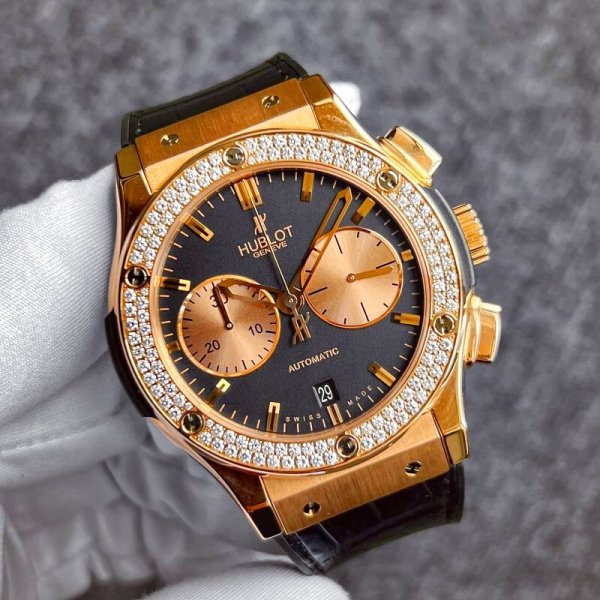 ウブロ時計のダイヤカスタムを致します。