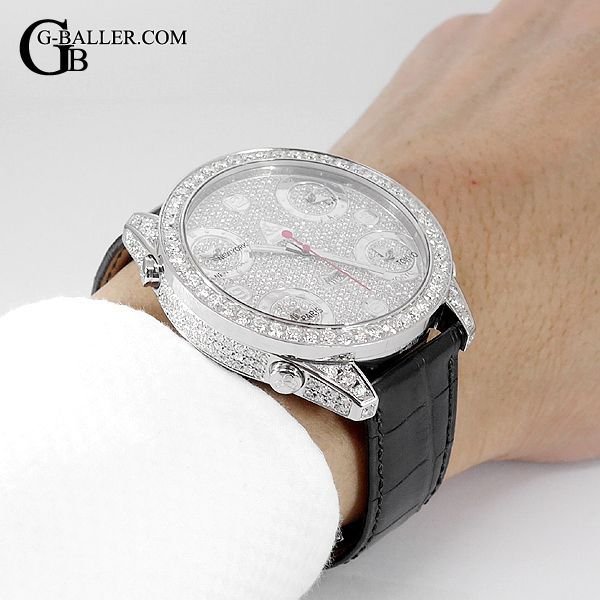 全面パヴェダイヤ仕様のカスタムオーダーです。