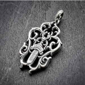 画像: 【極美品 / 希少モデル】CHROME HEARTS クロムハーツ ヴァインダガー ペンダント | 250728