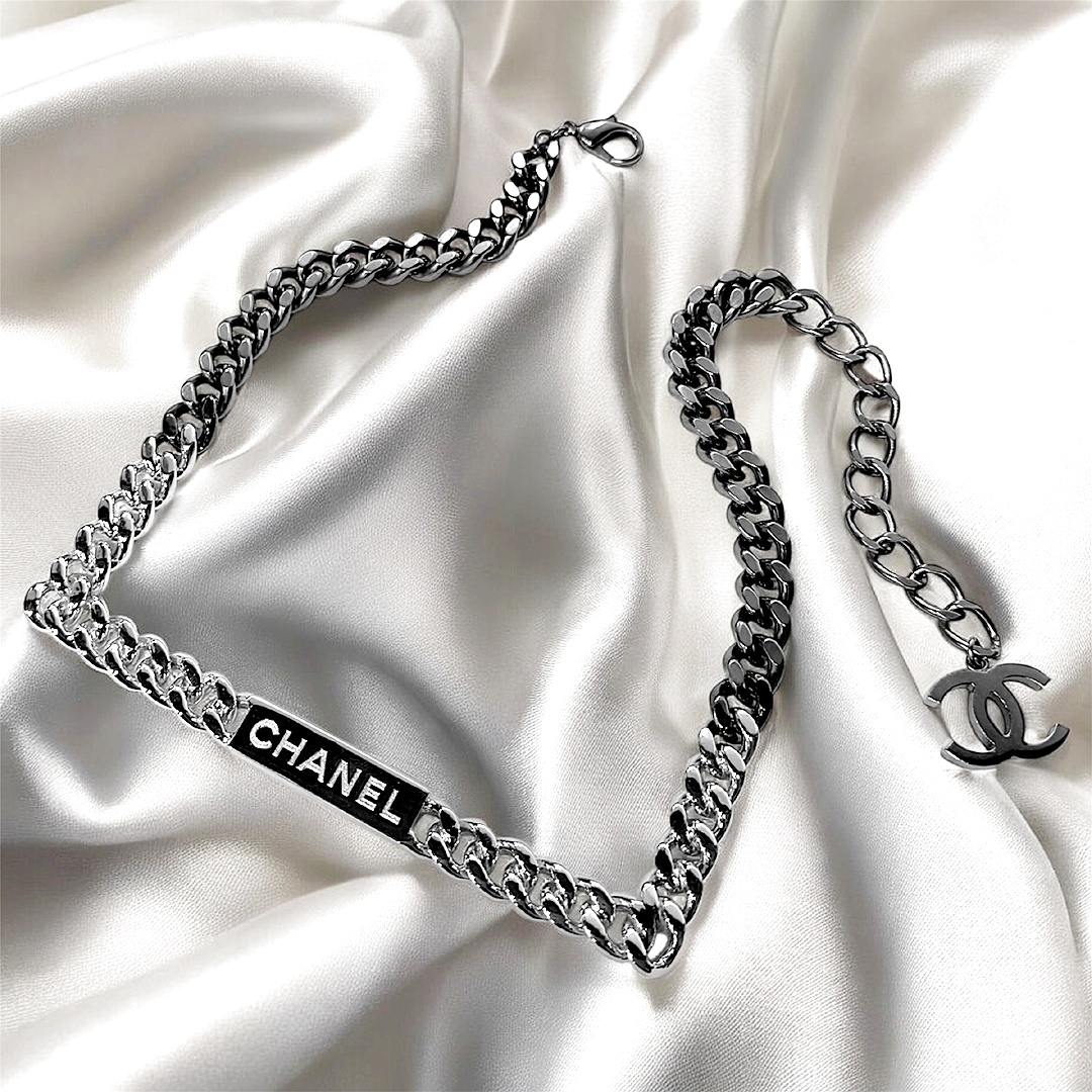 画像: 激レア ヴィンテージシャネルネックレス シルバー ブラック COCO チェーンネックレス 入荷！